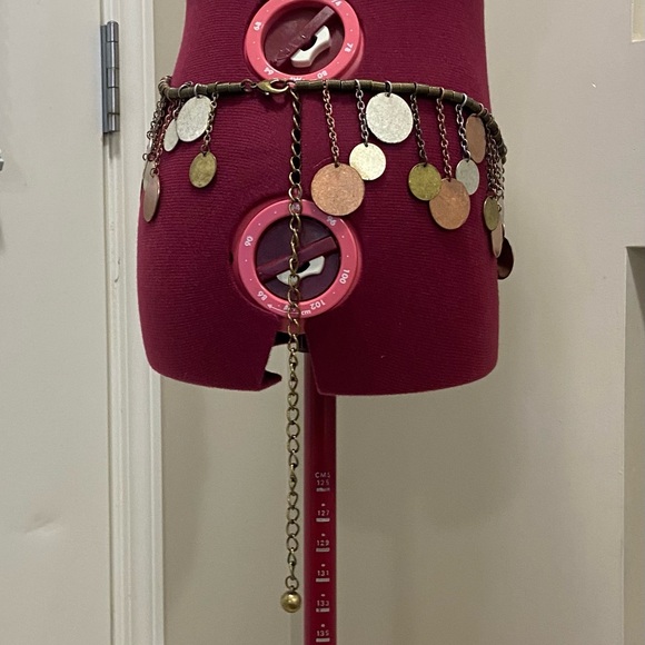 Vintage women silver, copper and brass tone coins chain belly dancer belt. Used. - Picture 3 of 8